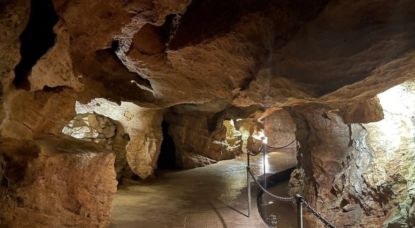 The North Carolina Cave Tour Near Marion That Belongs On Your Bucket List