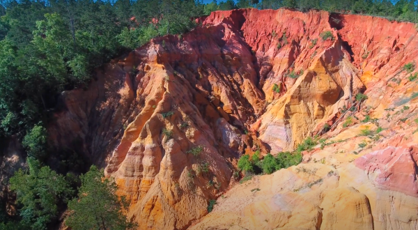 The Drone Footage Of The Mississippi Red Bluff Is Hauntingly Beautiful