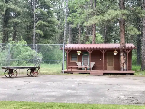 Stay In This Cozy Little Creekside Cabin In Wyoming For Less Than $90 Per Night