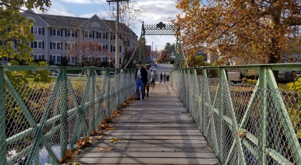 The Bridge Walk In New Hampshire That Will Make Your Stomach Drop