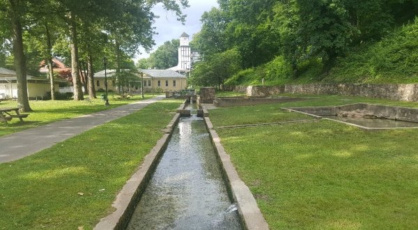 Berkeley Springs, West Virginia Was Just Named One Of The Top 10 Historic Towns In America