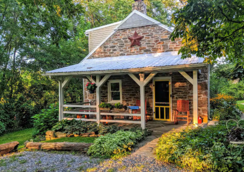 Get Away To This Country Cabin In Maryland That Belongs In A Fairy Tale