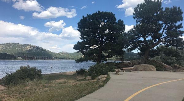 Lake Estes Is A Bike & Trike Friendly Path In Colorado That Will Lead You Through Natural Beauty