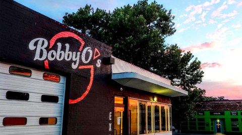 Get Incredible Pizza By The Slice At Bobby O's Slices + Pies In Oklahoma