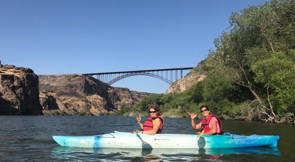 Kayak The Snake River In Idaho For A Scenic, Relaxing Adventure