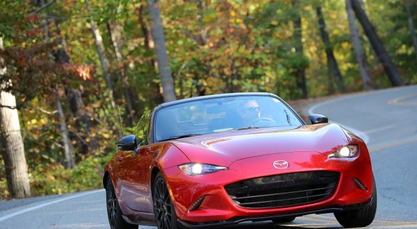 The Tail Of The Dragon Is 11 Miles Of White Knuckle Driving Starting In North Carolina That’s Not For The Faint Of Heart