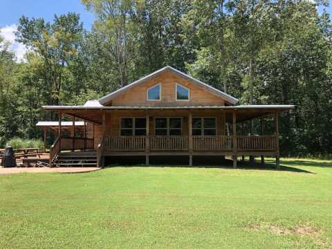 Live Out Your Rustic Dreams At This Lakefront Cabin In Mississippi       