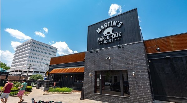 Enjoy A Labor Day Picnic With One Of These Special Meal Baskets From Martin’s Barbecue In Tennessee