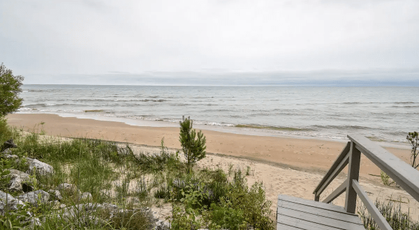 With A Private Beach, This Waterfront Rental In Wisconsin Is Like Something From A Dream