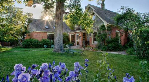 The Charming Boulder Guest House Is Considered To Be One Of The Most Eco-Friendly Accommodations In Colorado