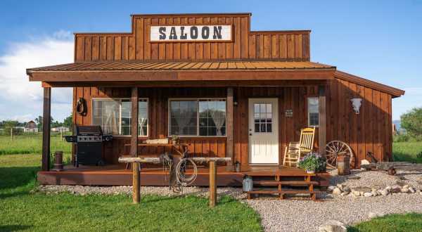 This Western Saloon B&B In Idaho Is The Charming Old West Getaway Of Your Dreams