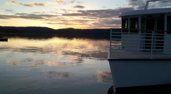 This Scenic Sunset Cruise Across Payette Lake In Idaho Makes For The Perfect Summer Evening