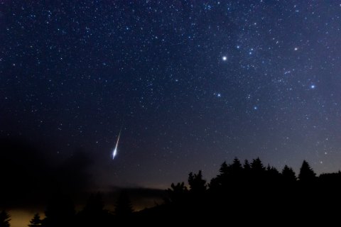 Catch The Best And Brightest Meteor Shower Of The Year When It Appears Over New Hampshire In August