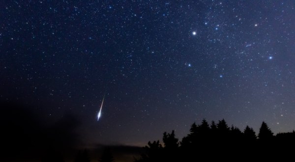 Catch The Best And Brightest Meteor Shower Of The Year When It Appears Over New Hampshire In August