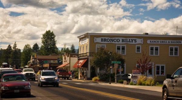 Sisters Is A Small Town In Oregon That Offers Plenty Of Peace And Quiet