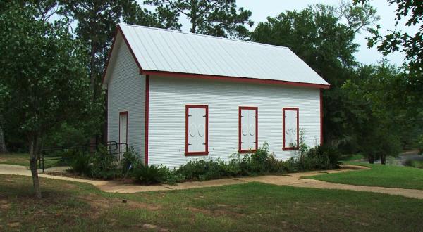 One Of Mississippi’s Oldest Schoolhouses Is Still Standing…And You Can Visit