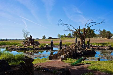 Peterson Rock Garden And Museum In Oregon Just Might Be The Strangest Tourist Trap Yet