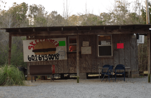 Huge Portions Await At This Tiny Roadside Snack Shack In Small Town Mississippi       