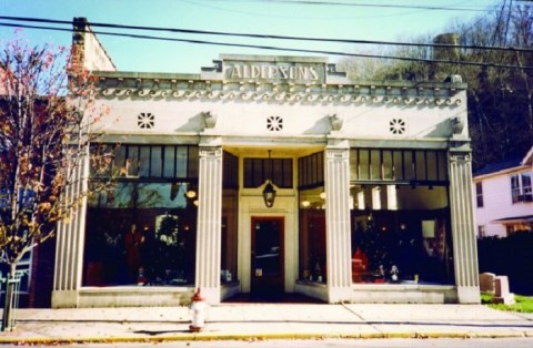 The Oldest Department Store In West Virginia Is An Absolute Treasure-Trove