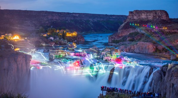 The Snake River Canyon’s Beloved Lights And Lasers Show Will Be Returning To Idaho