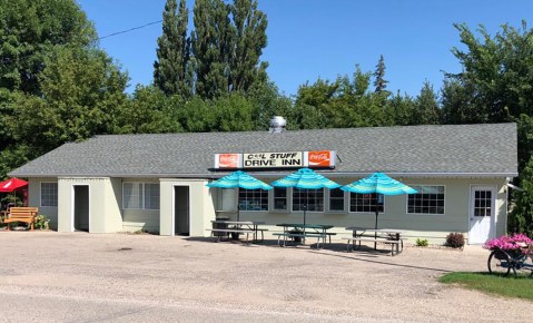 The Retro Cool Stuff Drive Inn In North Dakota Has The Best Classic Diner Food