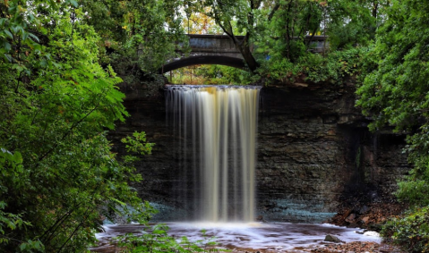 A Quick Detour Is All It Takes To Access One Of Wisconsin's Most Picturesque Waterfalls        
