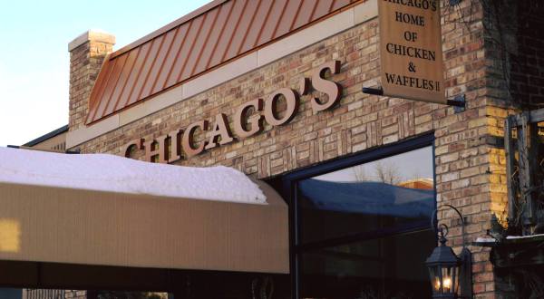 Order All The Soul Food You Can Imagine At Chicago’s Home Of Chicken And Waffles In Illinois