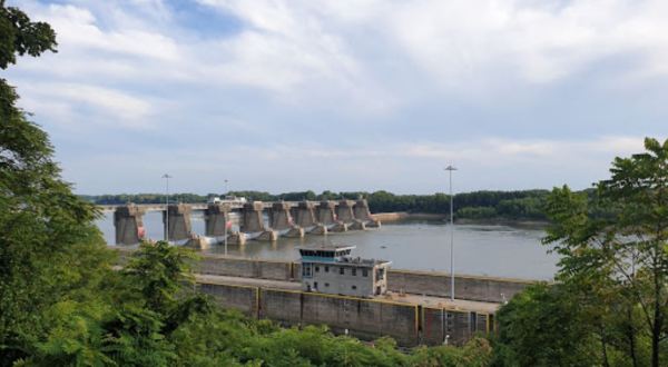 Indiana’s Indian Hill Overlook Park Is One Of The Best Hiking Summits for Viewing Multiple States