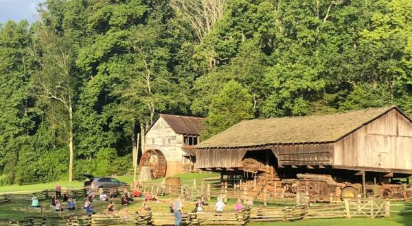 Explore Living History And Try Goat Yoga At The Museum Of Appalachia In East Tennessee