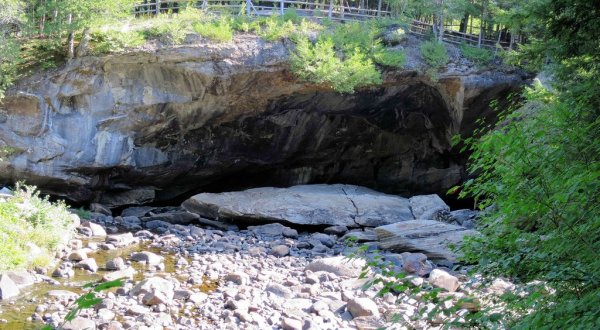 Take This Road Trip To Explore Some of New York’s Most Impressive Caves