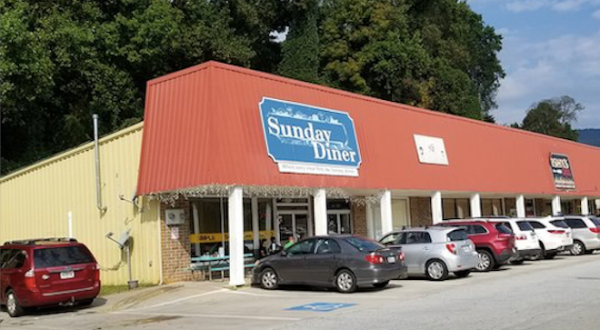 The Sunday Diner In Georgia Serves Up Family-Style Meals Seven Days A Week
