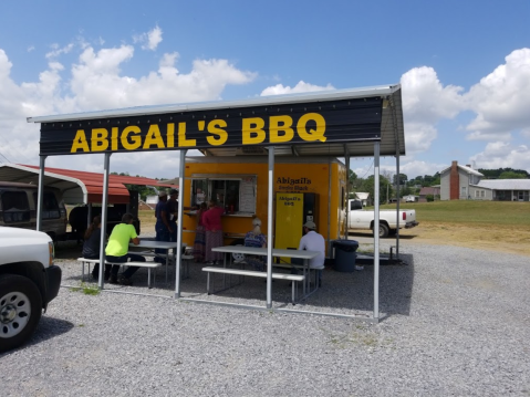 Abigail's Smoke Shack In Tennessee Has Barbecue So Good It's Worthy Of A Pilgrimage