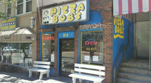 Enjoy Delicious Pizza And More Than 15 Milkshake Flavors At Pizza Bob’s, A Timeless Michigan Restaurant