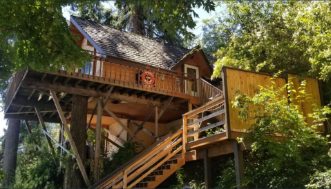 Stay Overnight At This Spectacularly Unconventional Treehouse In Washington