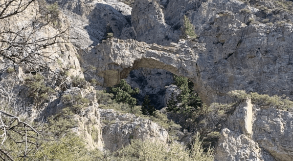 This 80-Foot-Tall Natural Arch In Idaho Is Only Accessible By Hiking Trail And It’s A Sight To Be Seen