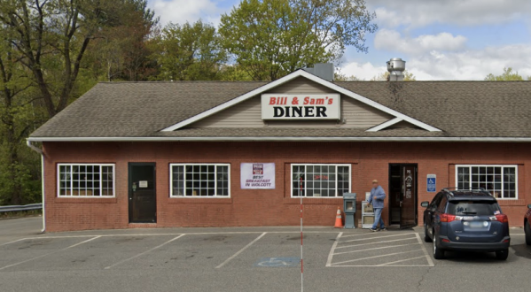 Enjoy A Hearty Home-Cooked Meal In A Casual Atmosphere At Bill And Sam’s Diner In Connecticut