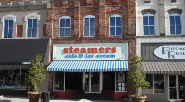 Fill Up Your Plate With Delicious South Carolina Home-Cooking At Steamer’s Restaurant