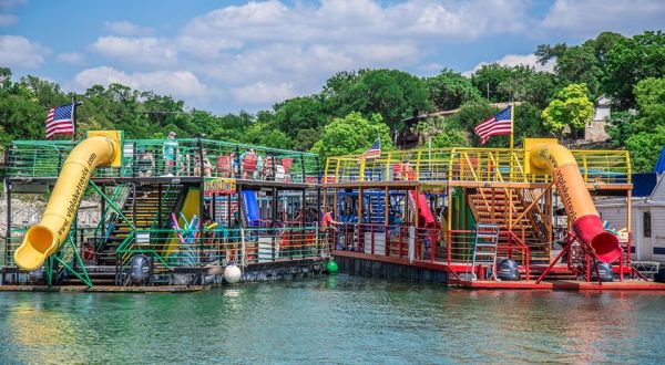 Rent Your Own Double-Decker Party Boat In Texas For An Amazing Time On The Water