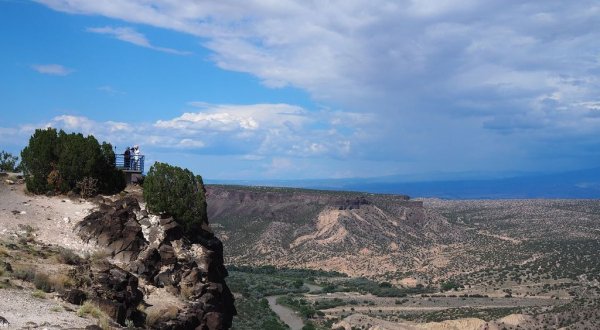 Off The Beaten Path In New Mexico, Overlook Point Lets You See For Miles