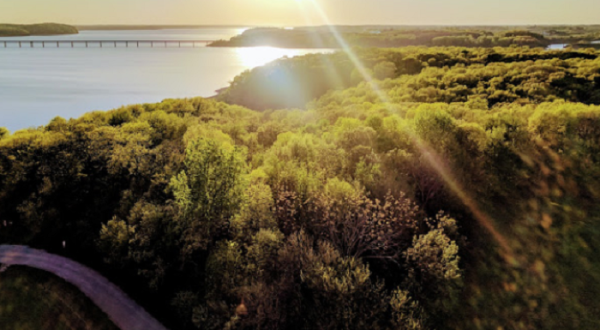 Off The Beaten Path In Cordova Park, You’ll Find A Breathtaking Iowa Overlook That Lets You See For Miles