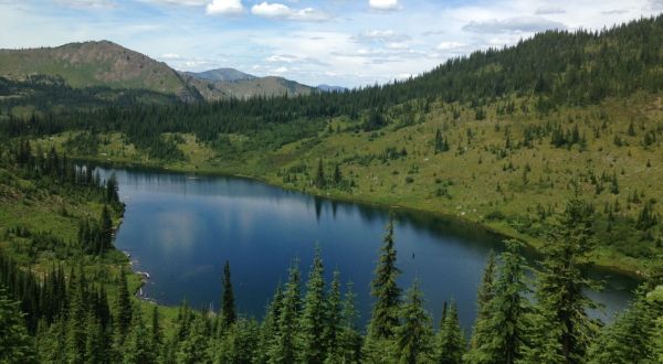 Explore Two Breathtaking Backcountry Lakes On This Exhilarating Montana Hike