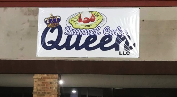 Funnel Cake Queen In Alabama Serves Tasty Gourmet Funnel Cakes With Toppings Galore