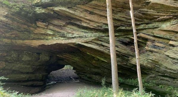 This 80-Foot-Tall Natural Arch In Indiana Is Only Accessible By Hiking Trail And It’s A Sight To Be Seen