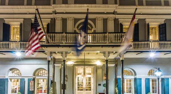 Stay Overnight In A 56-Year-Old Hotel That’s Said To Be Haunted At Bourbon Orleans In New Orleans