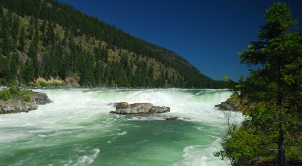 A Quick Detour Is All It Takes To Access One Of Montana’s Most Picturesque Waterfalls