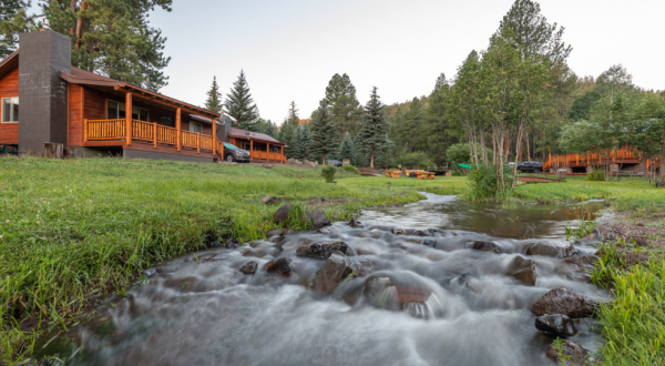 This River Cabin Resort In Arizona Is The Ultimate Spot For A Getaway