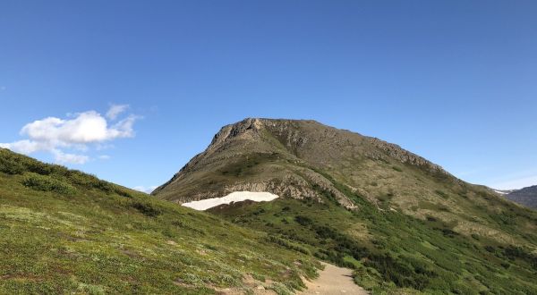 The Blueberry Loop Trail Might Be One Of The Most Beautiful Short-And-Sweet Hikes To Take In Alaska