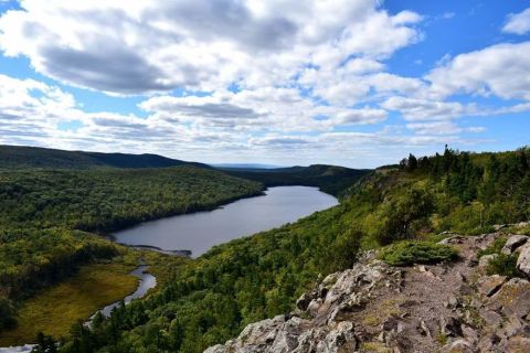 Lake Of The Clouds Trail Might Be One Of The Most Beautiful Short-And-Sweet Hikes To Take In Michigan