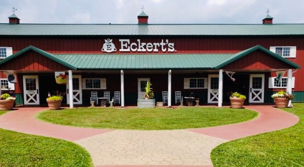 Enjoy Refreshing Fruit Slushies And Pick Your Own Produce At Eckert’s Orchard In Kentucky