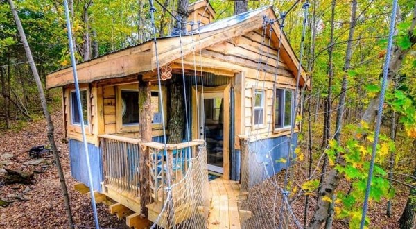 Stay Overnight At This Spectacularly Unconventional Treehouse In Kentucky